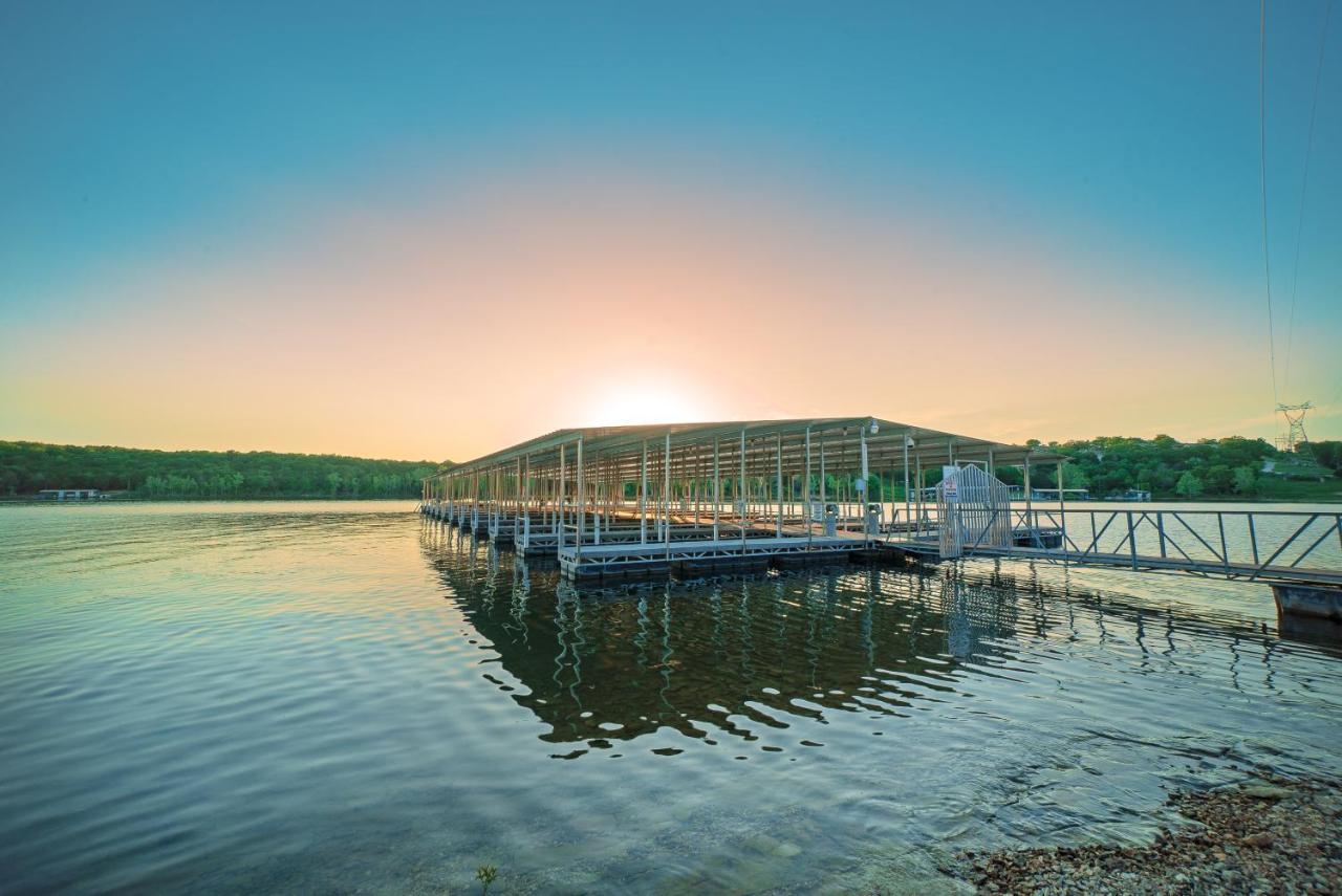 Majestic At Table Rock Hotel Branson Exterior photo